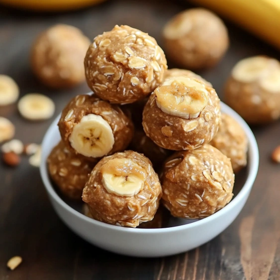 A bowl of banana nut cereal.